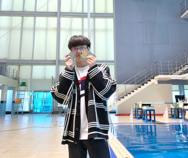 ▲ 전국수영대회 다이빙 종목에서 3개의 메달을 획득한 김천대 박찬현.