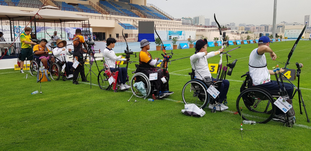 ▲ 대구도시철도공사 장애인양궁팀이 아랍에메리트 두바이에서 열린 ‘제5회 Fazza 장애인양궁 세계랭킹 토너먼트 대회’에서 메달 5개를 차지했다. 사진은 대구도시철도공사 장애인양궁팀이 대회에 참가하고 있는 모습.