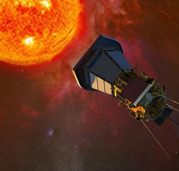 ▲ 미국항공우주국(NASA)은 지난해 3월 태양 지표면에서 640㎞ 떨어진 상공에서 태양을 관찰하는 ‘파커 태양 탐사계획’ 참가자를 모집했다.