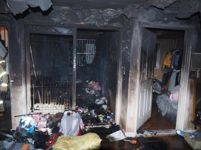 ▲ 대구 남구 대명동의 한 다세대주택에서 화재가 발생한 모습. 대구중부소방서 제공.