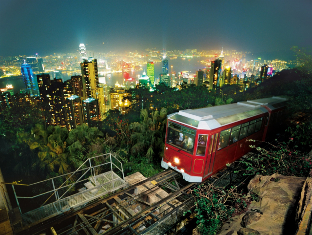 ▲ 빅토리아 피크(The Victoria Peak)는 홍콩 최고의 전망 스팟이다.