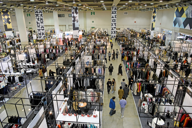 ▲ 한국패션산업연구원은 오는 8월28~29일 양일간 엑스코에서 코로나19로 침체된 패션경기 활성화를 위해 ‘2020 글로벌 B2B 패션수주전’을 개최한다.