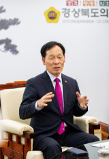 ▲ 고우현 의장은 ‘소통과 화합, 상생’을 도의화 운영 방안으로 내놓았다. 고 의장이 본지와의 인터뷰를 가지고 있다.