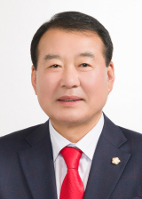 ▲ 구미시의회 제8대 후반기 의장으로 당선된 김재상 의원.