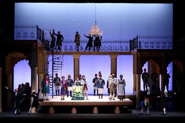 ▲ 젊은 에너지로 가득한 역사상 가장 위대한 희극오페라 '세비야의 이발사'가 대구오페라하우스에서 공연된다.