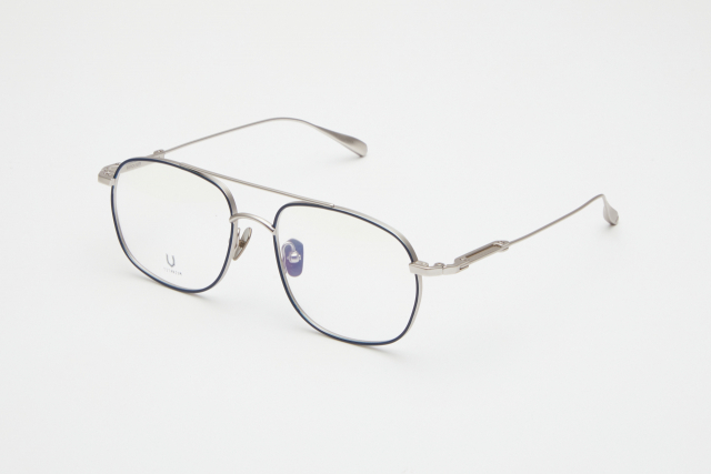 ▲ 에이치투씨 디자인이 지난해 개발한 안경테 브랜드인 KNOUUN 제품.