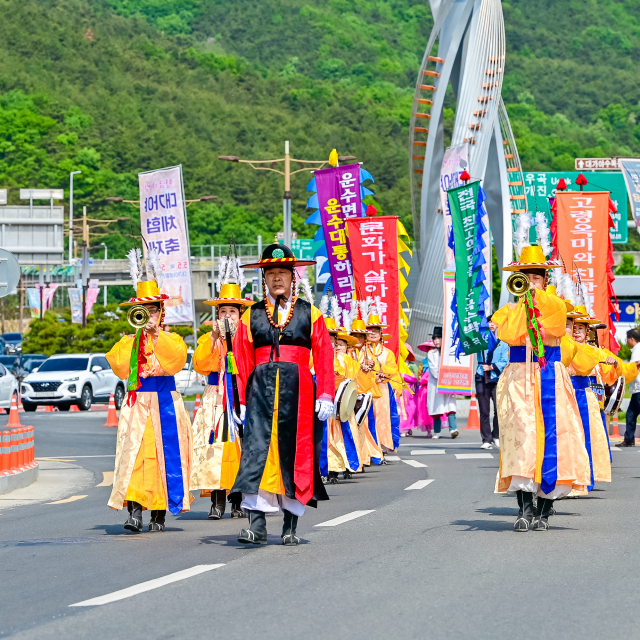 ▲ 고령군이 지난해 개최한 고령 대가야축제의 주요 프로그램인 거리 퍼레이드의 모습.