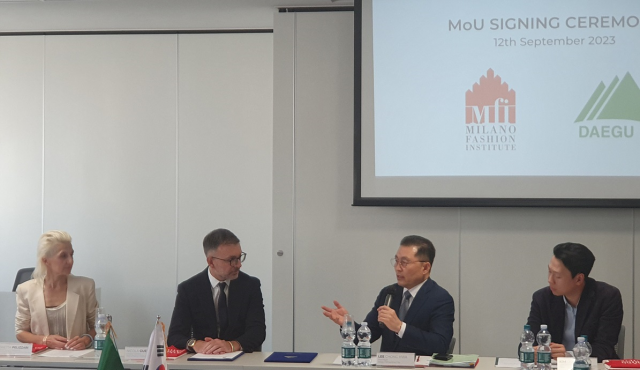 ▲ 이탈리아 밀라노를 방문한 대구시 방문단 관계자들이 MFI 관계자들과 의견을 나누고 있다.