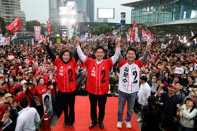 김문수, 연이틀 <b>수도권</b> 공략…